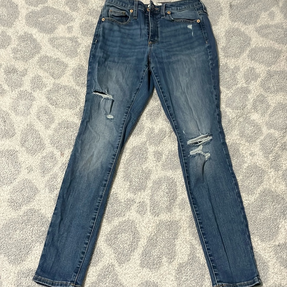 Universal thread women’s jeans